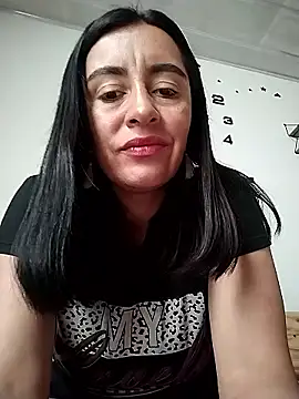 Snapshot of hailey85 chatting on 01/17/26, 02:53 hailey85 online show from 01/17/26, 02:53