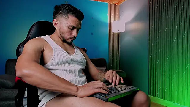 maximusclark1 online show from 01/07/26, 03:00