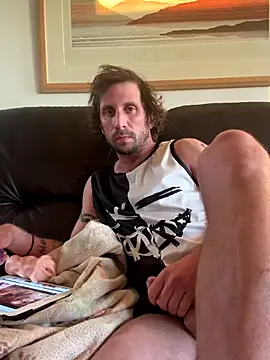 mackshaft4711 online show from 10/28/25, 11:42