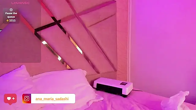 sadashi moon  online show from 12/05/25, 02:54