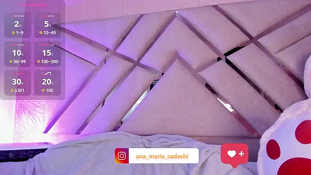 sadashi moon  online show from 10/31/25, 12:24