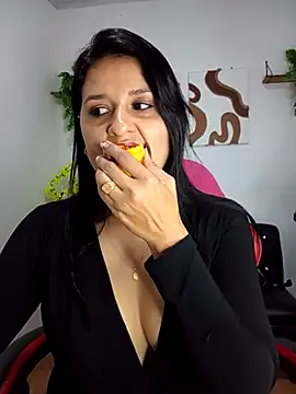 elena jonees online show from 03/13/26, 08:14