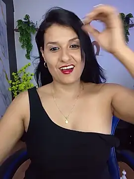 Snapshot of elena_jonees chatting on 07/01/26, 08:42 elena jonees online show from 07/01/26, 08:42