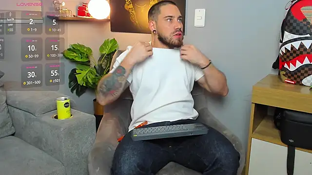 Giorgio-Leone online show from 03/16/26, 03:58