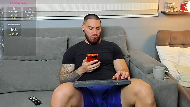 Giorgio-Leone online show from 02/10/26, 01:37