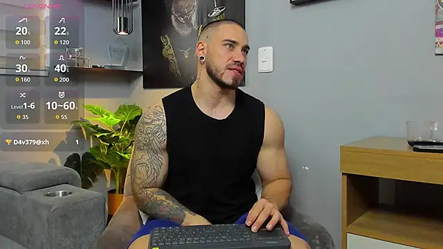 Giorgio-Leone online show from 12/03/25, 06:07