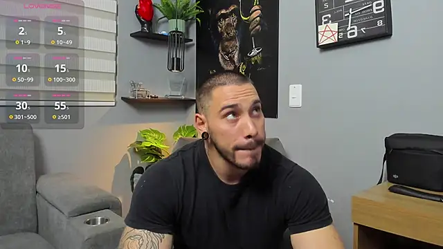 Giorgio-Leone online show from 10/23/25, 12:20