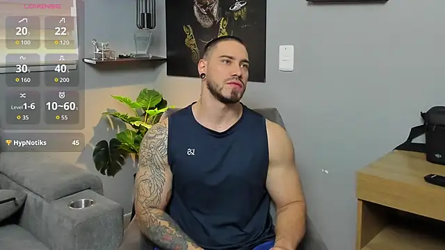 Giorgio-Leone online show from 11/28/25, 06:19