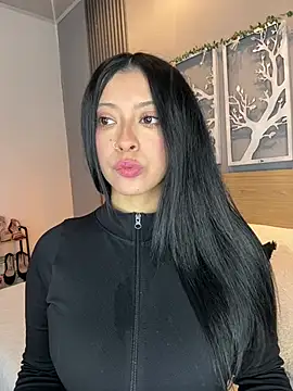 Valery Evaans online show from 02/27/26, 03:51