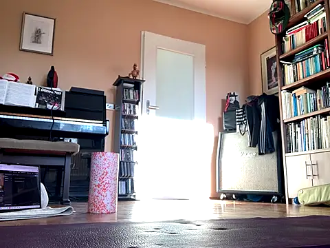 Bula94193 online show from 12/15/25, 10:32