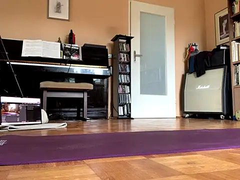 Bula94193 online show from 10/26/25, 09:53