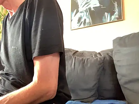 Snapshot of Bula94193 chatting on 03/07/26, 01:38 Bula94193 online show from 03/07/26, 01:38