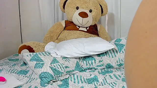 sweet amalia4 online show from 09/17/25, 06:32
