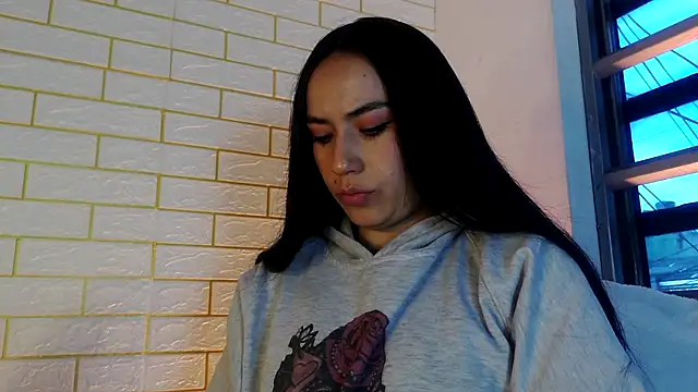 Snapshot of NYX1126 chatting on 11/05/25, 01:03 NYX1126 online show from 11/05/25, 01:03