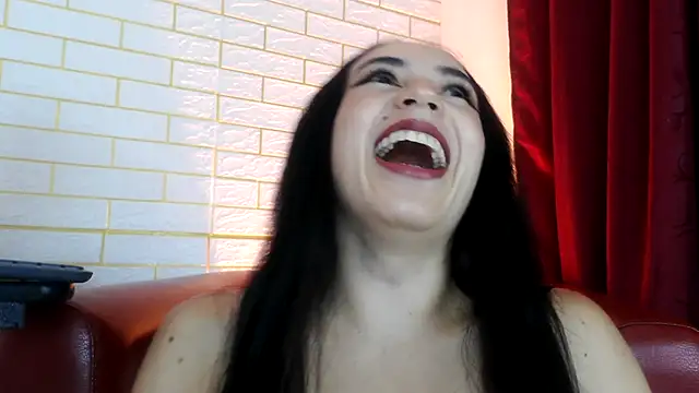 Snapshot of NYX1126 chatting on 09/12/25, 01:44 NYX1126 online show from 09/12/25, 01:44