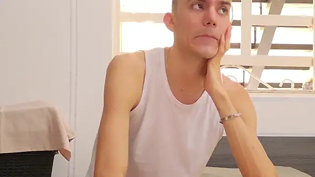 Alan Real online show from 10/31/25, 04:47