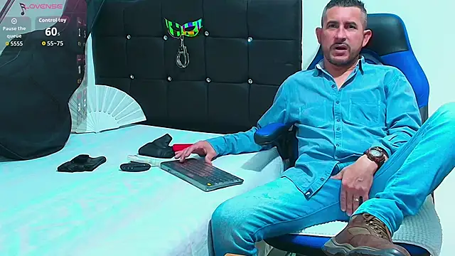 Yeol King online show from 10/25/25, 06:19