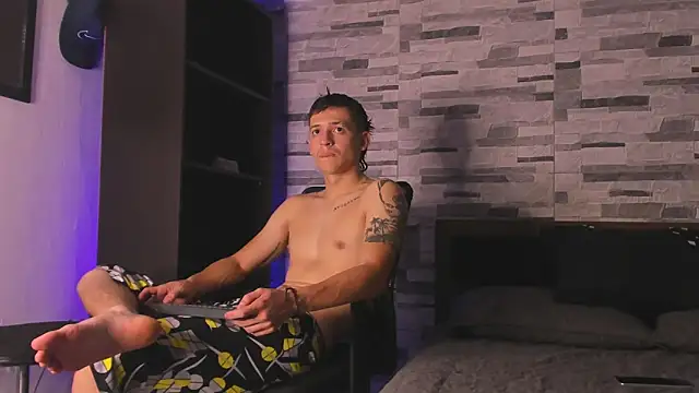 Snapshot of Dimitri_higth420 chatting on 09/22/25, 09:21 Dimitri higth420 online show from 09/22/25, 09:21