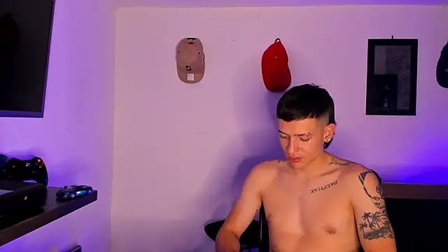 Snapshot of Dimitri_higth420 chatting on 09/16/25, 12:55 Dimitri higth420 online show from 09/16/25, 12:55