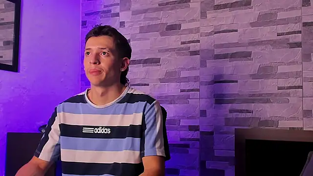 Snapshot of Dimitri_higth420 chatting on 09/27/25, 03:01 Dimitri higth420 online show from 09/27/25, 03:01