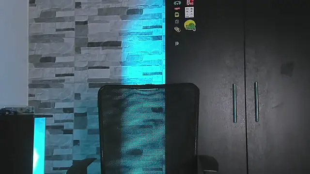 Snapshot of Dimitri_higth420 chatting on 10/09/25, 02:56 Dimitri higth420 online show from 10/09/25, 02:56