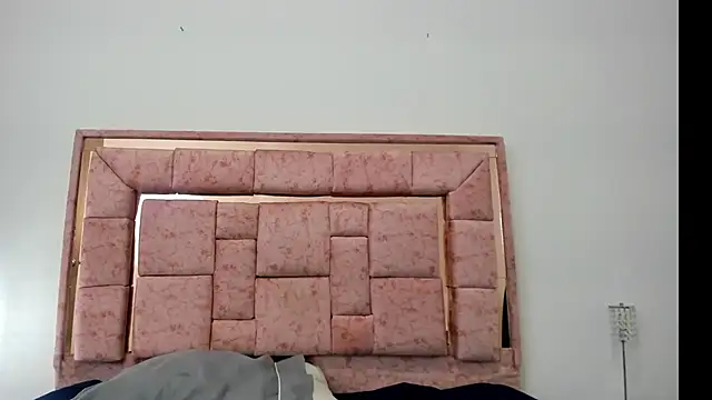 zoee lovv online show from 02/25/25, 07:09