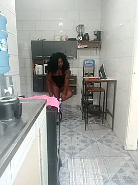 Snapshot of annybarros21 chatting on 10/26/25, 06:08 annybarros21 online show from 10/26/25, 06:08