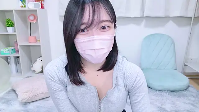 Snapshot of Yurie_ chatting on 01/25/25, 02:58 Yurie online show from 01/25/25, 02:58