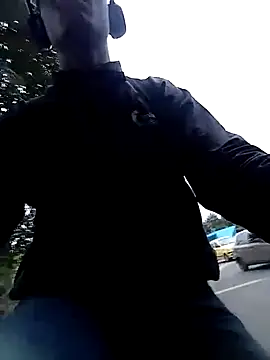 Snapshot of DalianHR33 chatting on 02/16/25, 11:59 DalianHR33 online show from 02/16/25, 11:59