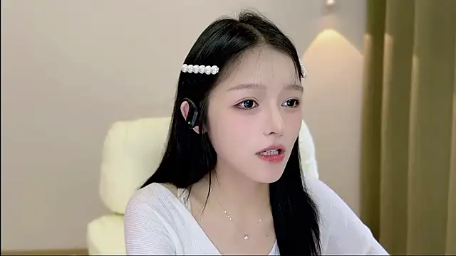 xiaodaibabyy online show from 10/01/25, 02:10