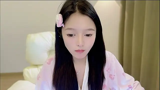 xiaodaibabyy online show from 11/01/25, 07:35