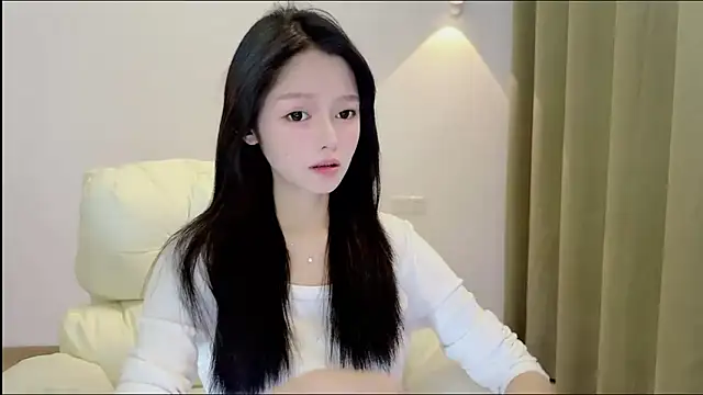 xiaodaibabyy online show from 11/08/25, 08:18