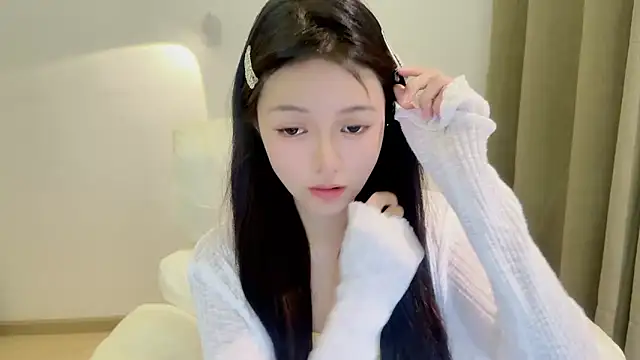 Snapshot of xiaodaibabyy chatting on 02/23/26, 01:44 xiaodaibabyy online show from 02/23/26, 01:44