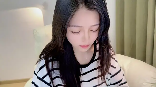Snapshot of xiaodaibabyy chatting on 02/21/26, 02:41 xiaodaibabyy online show from 02/21/26, 02:41