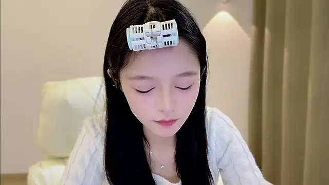 xiaodaibabyy online show from 10/15/25, 07:05