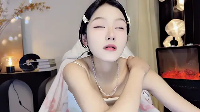 xiaodaibabyy online show from 03/02/25, 04:25