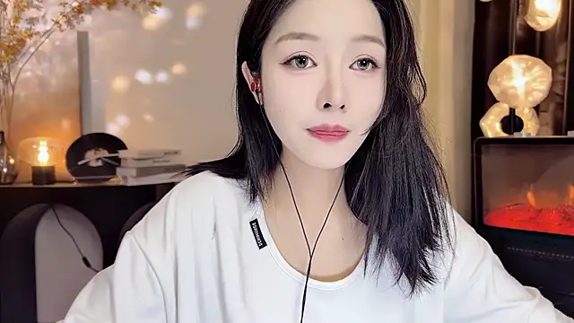 xiaodaibabyy online show from 02/15/25, 04:12