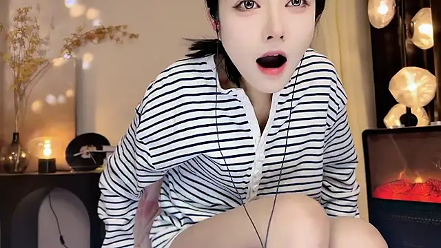 xiaodaibabyy online show from 02/26/25, 01:11