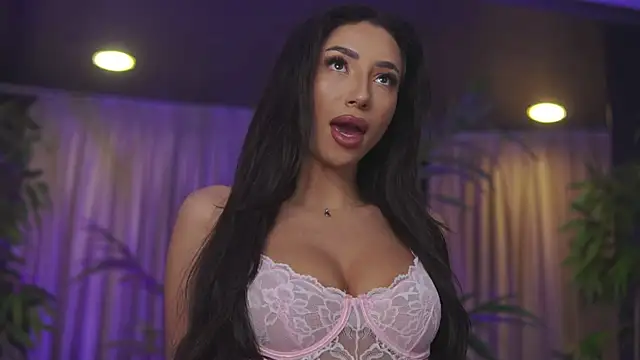 GinaValentinna online show from 04/05/26, 07:53