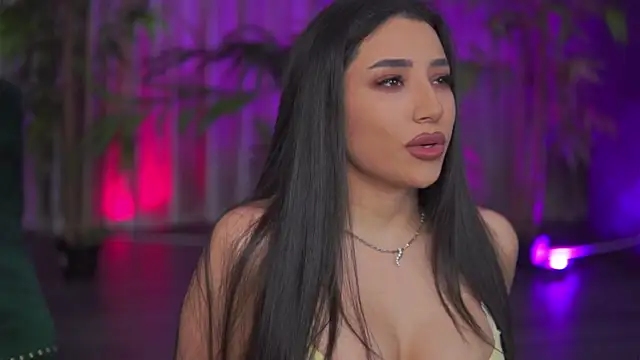 GinaValentinna online show from 10/25/25, 07:03