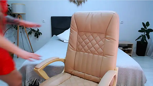 Snapshot of NaughtyNylonFeet chatting on 09/23/25, 02:40 NaughtyNylonFeet online show from 09/23/25, 02:40