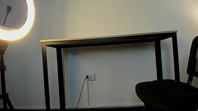 Caroline dh online show from 03/07/26, 11:38