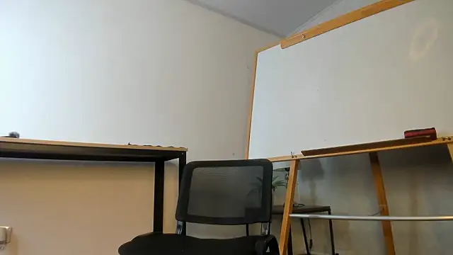 Caroline dh online show from 03/09/26, 10:30