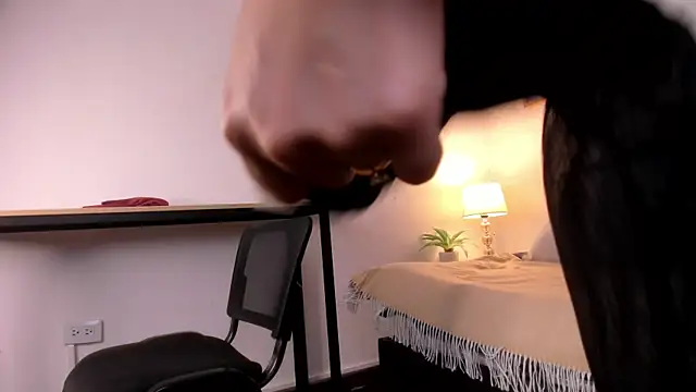 Caroline dh online show from 03/23/26, 11:43