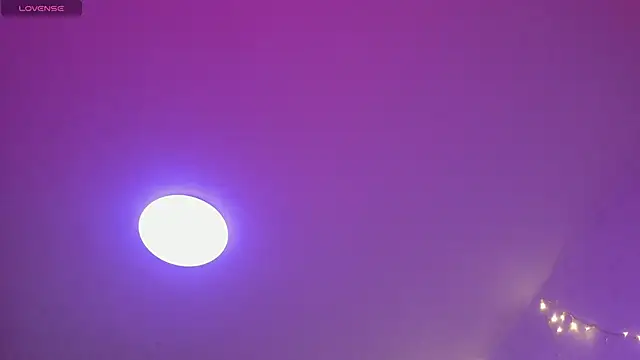 Snapshot of Carlasxdreams chatting on 02/26/26, 04:01 Carlasxdreams online show from 02/26/26, 04:01