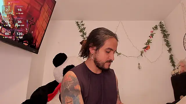 Snapshot of Carlasxdreams chatting on 02/04/26, 03:23 Carlasxdreams online show from 02/04/26, 03:23