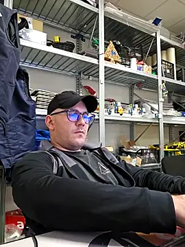 Ibag01 online show from 10/06/25, 12:39