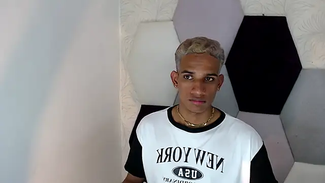 AbrahanBratz online show from 01/11/25, 11:13