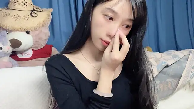 Lili-2 online show from 03/28/26, 01:34