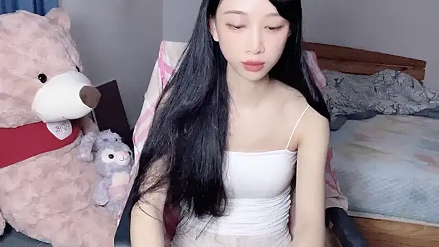 Lili-2 online show from 09/19/25, 03:49